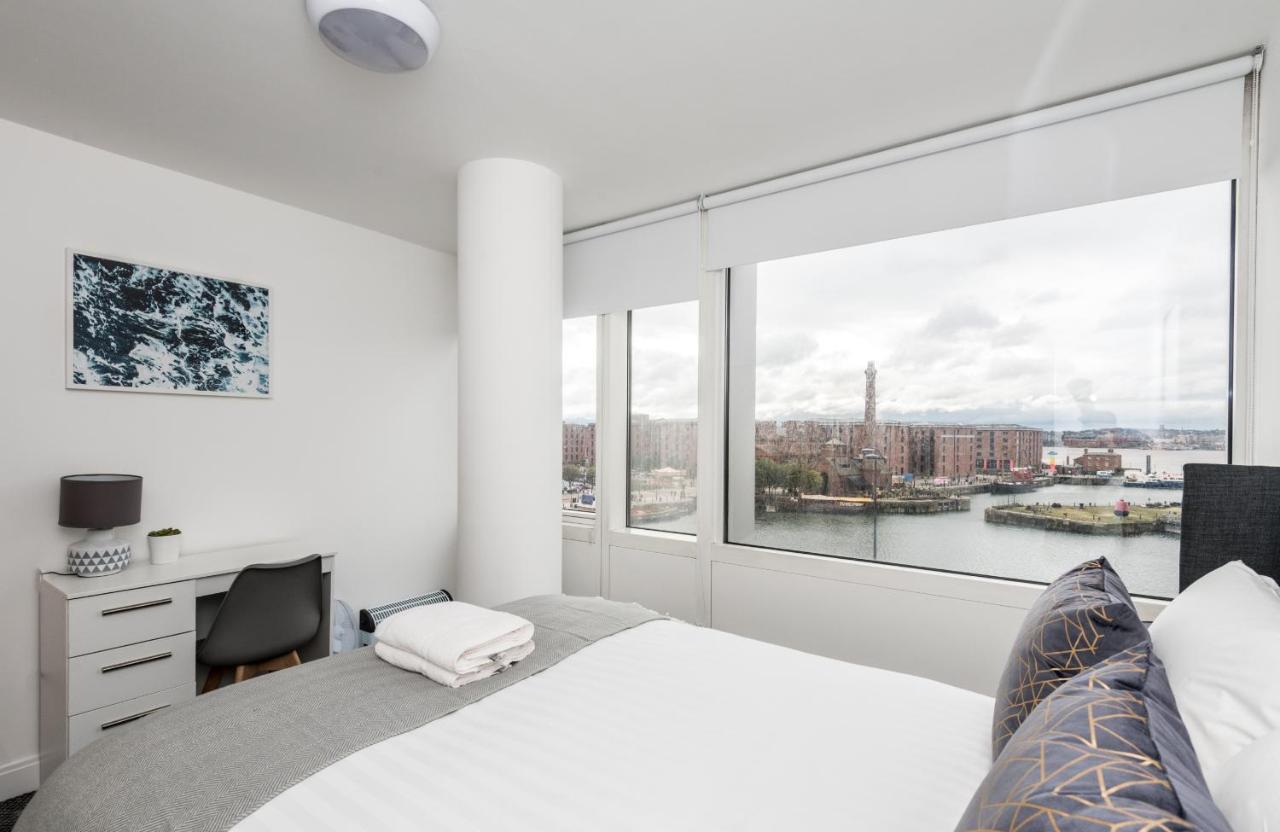 Scenic Dock View Apartment In Central Liverpool Luaran gambar